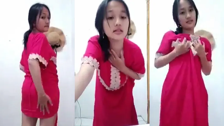 Bokep Indo ABG Gak Pake Daleman Pamer Pantat