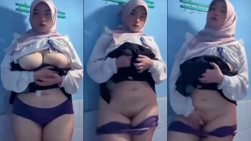 Bokep Indo Bu Guru Salsa Omek di Toilet Viral