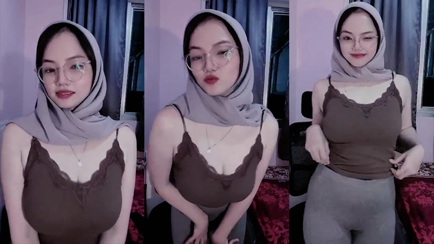 Bokep Indo Itsmeii Cewe Hijab Goyang Ebot Live