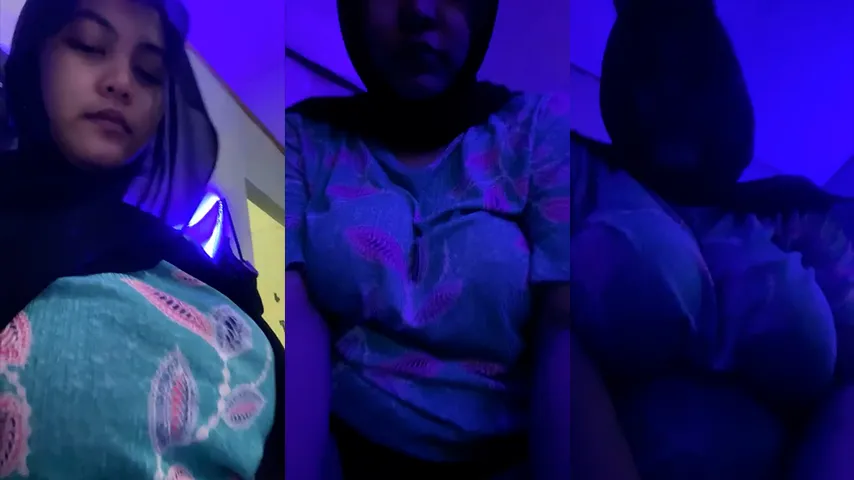 Bokep Indo Tante Khamraisy Hijab Spill Toket Live