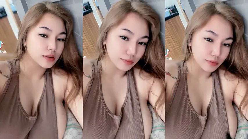 Bokep Indo Tiktok Cewe Pirang Toket Gede Rebahan