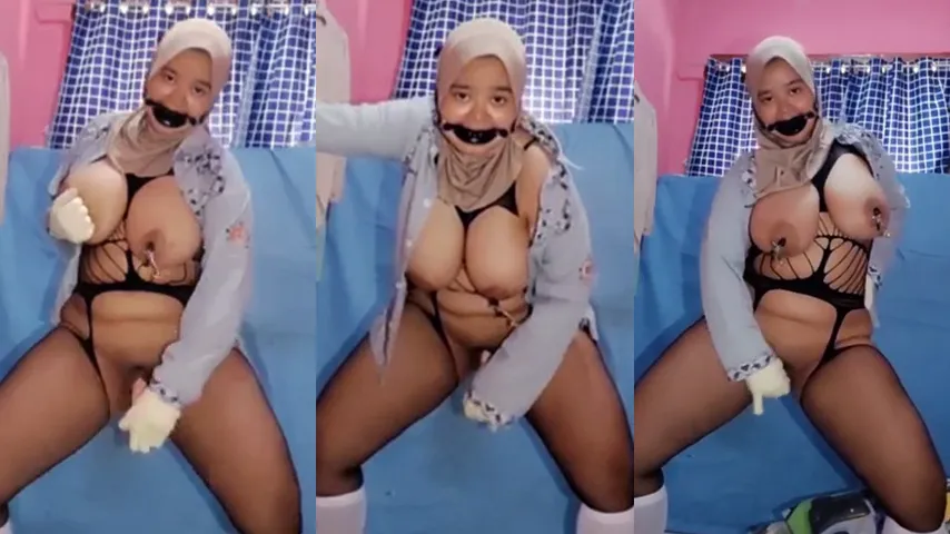 Bokep Indo Viral HIjab Tobrut Kostum BDSM Colmek